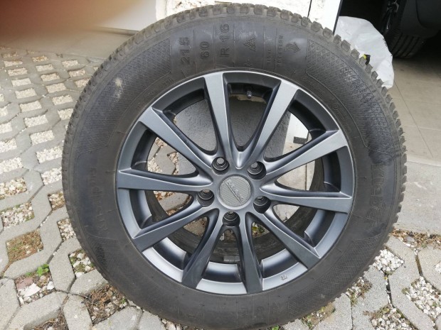 Alufelni téli gumival