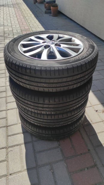 Alufelni(toyota)15"-os , Hankook Kinergy(175/65 R14) nyári gumival