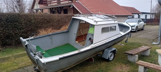 Alum�nium kabinos horg�sz haj� 