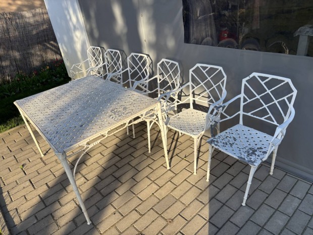 Aluminium kerti székek és asztal