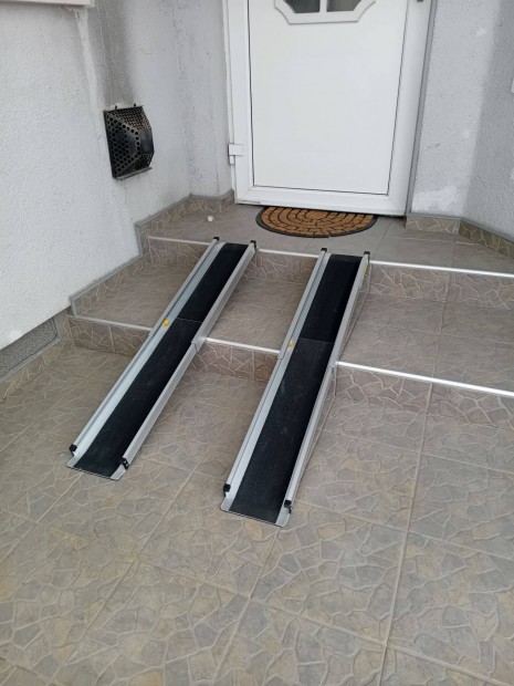 Alumínium rámpa
