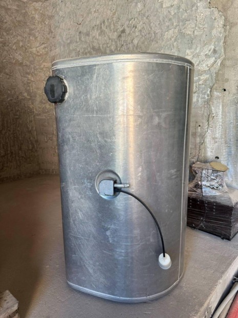 Alumnuim tank 450L-es