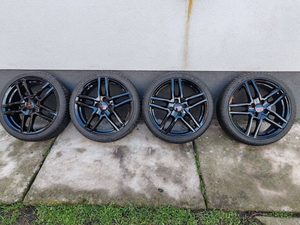 Alutec Ikenu alufelni n�gy�vszakos gumival 17"