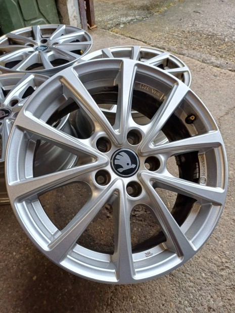Alutec: 5x112 6.5J 16" ET46