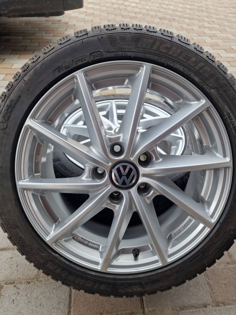 Alutec alufelni 17" 5x112 Et49 225/45r17 téligumival!