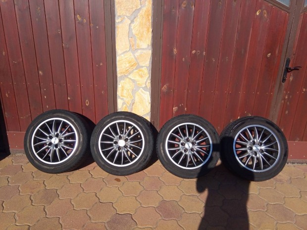 Alutec felni, nyri Hankook gumival elad