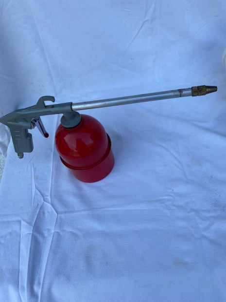 Alv�zv�d� Sz�r� Pisztoly