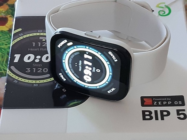 Amazfit Bip 5 fehér okos óra