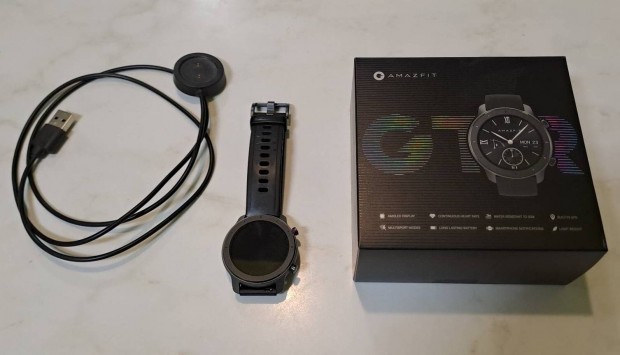 Amazfit GTR - Okosra - Fekete