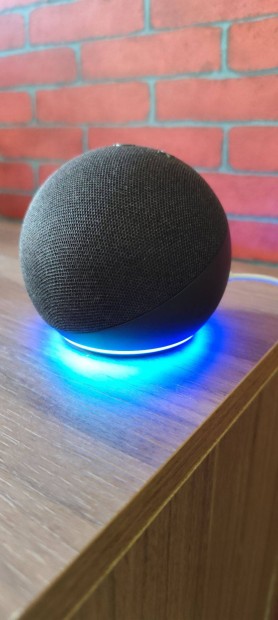 Amazon Alexa eco dot 5