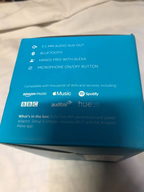 Amazon Echo Dot4 j