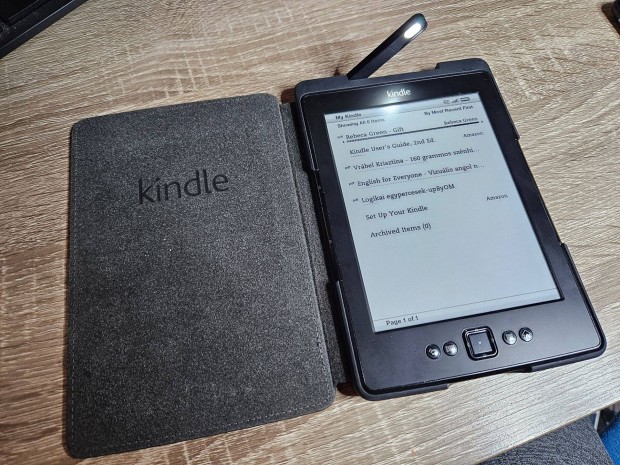 Amazon Kindle 4 ebook reader, e-knyv olvas, led vilgts gyri tok