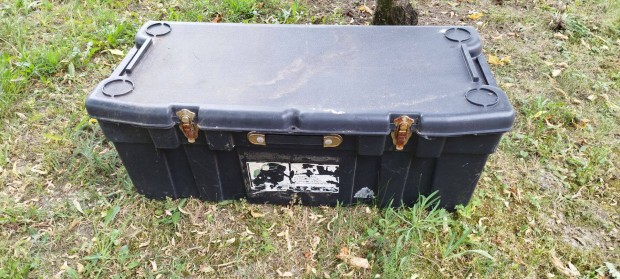 Amerikai katonai doboz 92×44×35cm méretben eladó