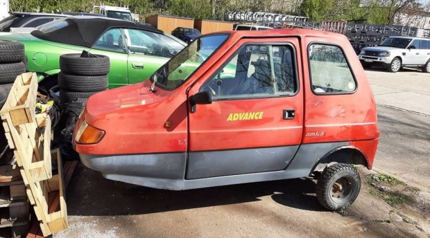 Amica 3-kerek� moped a�t�elad�