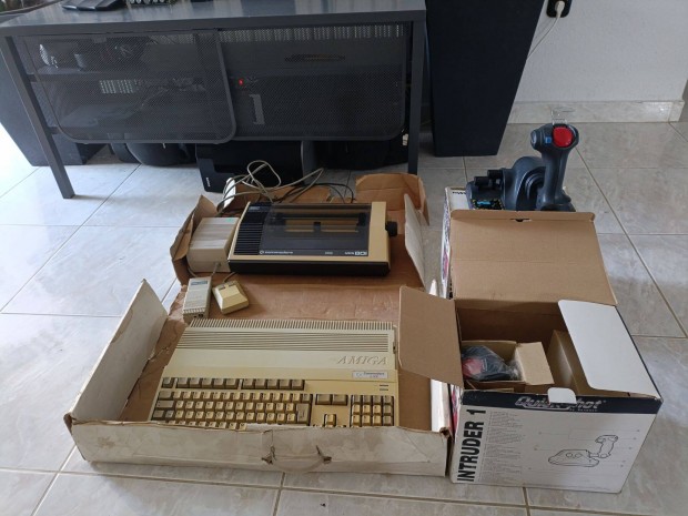 Amiga 500 csomag