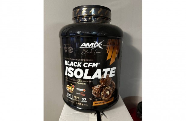 Amix Black CFM Isolate 2000g Bombon Crunchy fehrje