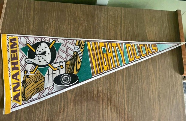 Anaheim Mighty Ducks (eredeti)NHL USA 1994 Vintage filc hokis zszl