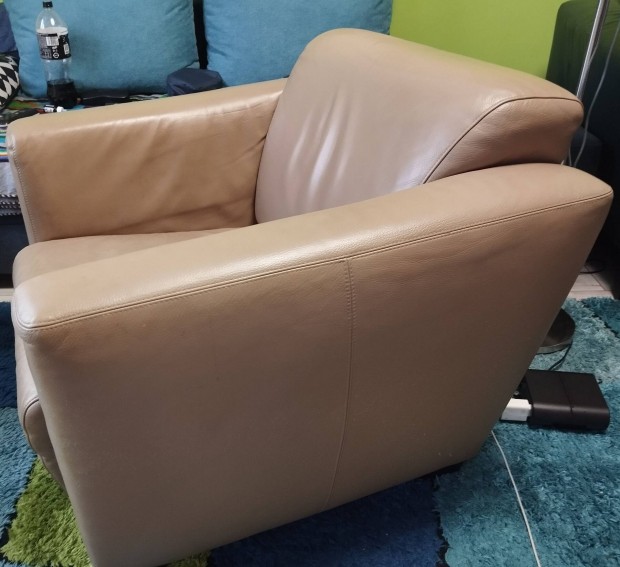 Andante beige b�r fotel 12000ft-�rt elad�.