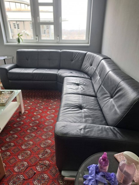 Andante fekete b�r kanap�