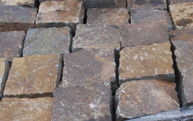 Andezit k� kockak�, 18 x 18 cm-es t�rk� - 10-20% kedv!