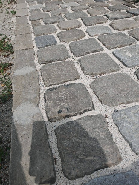 Andezit kockakő, andezit macskakő 18 x 18 cm-es térkő Akciós Áron!