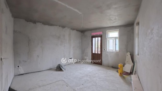 Andornakt�lyai 73 nm-es h�z elad�