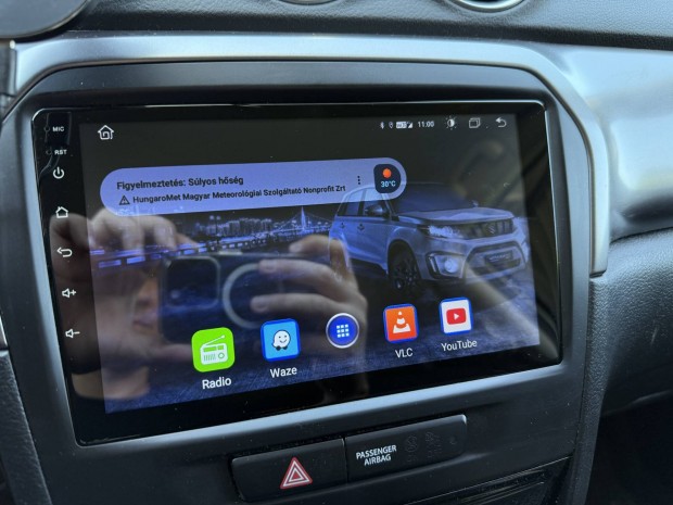 Android multimédia 9" (Vitara beépítő kerettel)