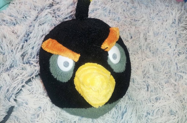 Angry Birds plss figurk, fekete s piros Nagy mretek