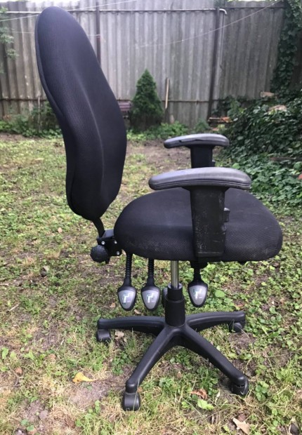 Antares Irodai forgószék