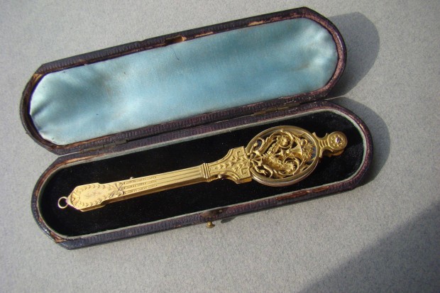 Antik 14k arany lornyon - opera szemveg dobozban elad