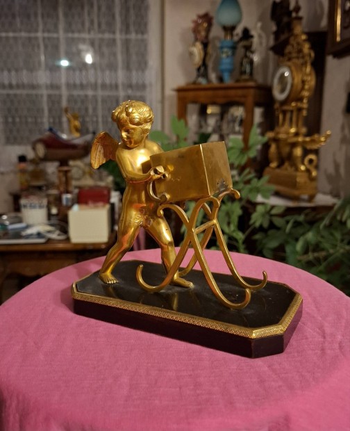 Antik Bécsi empire tűzi aranyozott bronz puttó!