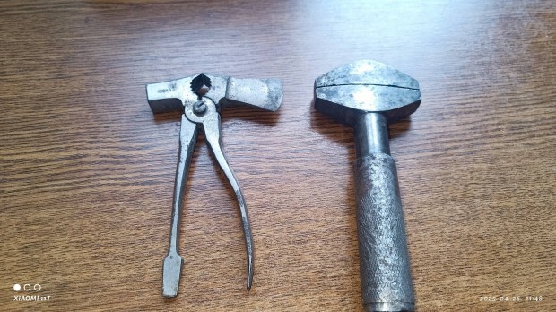 Antik Geschmiedet tools ritkaság. Antik francia kulcs. Posta