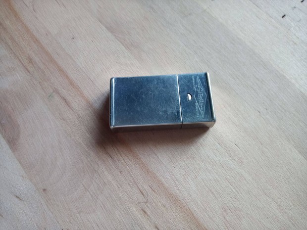 Antik Gillette borotva penge tartó tároló fém doboz