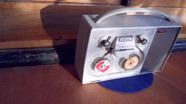 Antik Grundig hordozható minőség ritka szalagos orsós magnetofon magnó