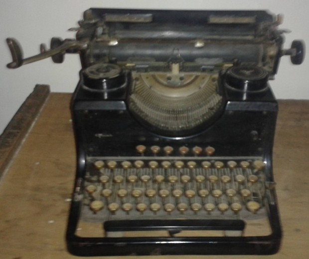 Antik Írógép Az 1950-es Évekből