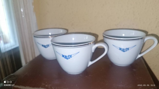 Antik Malév - Hollóházi porcelán bögrék. Régi Malév. Gyűjtői. Posta
