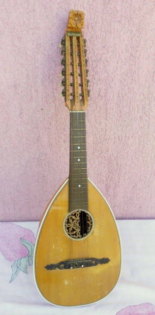 Antik Mandriola vagy Tricordia, 12 hros mandolin. Meinel & Herold 191