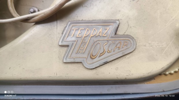 Antik Teppaz Lyon Oscar lemezjátszó, felújításra. Posta