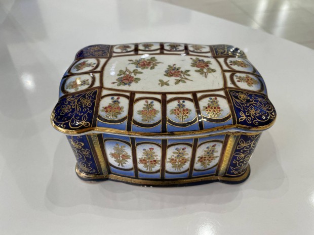 Antik Vrosldi bonbonier doboz virg mintval kermia fajansz porcel