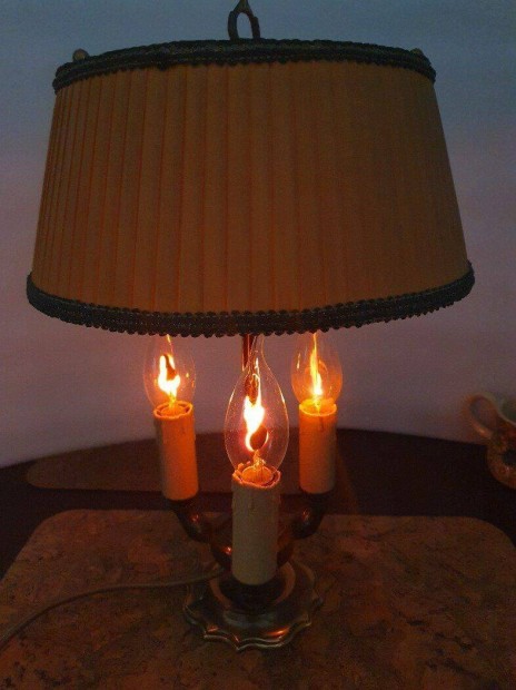 Antik Vintage bouillotte asztali állítható réz lámpa lángefektes glimm