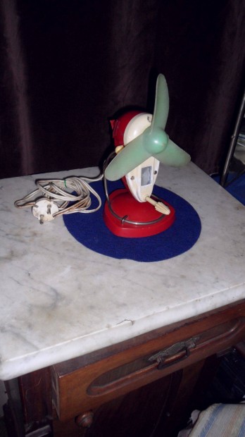 Antik "mini" kis AEG nmet asztal ventiltor hibtlan mkd. a mltbl