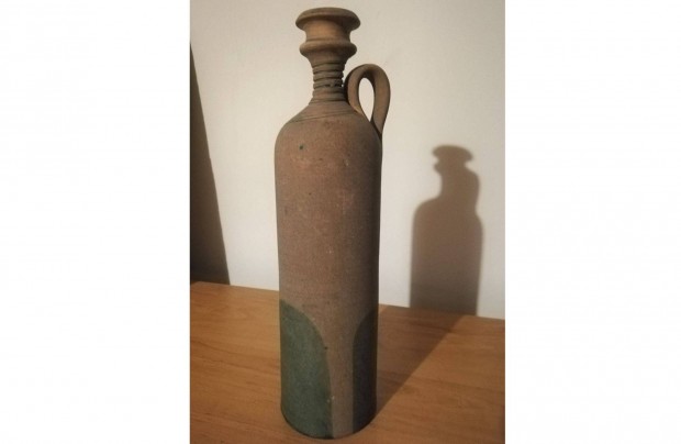 Antik agyag vizes palack, kancsó