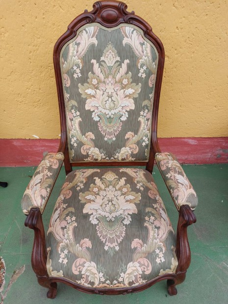Antik barokk fotel.