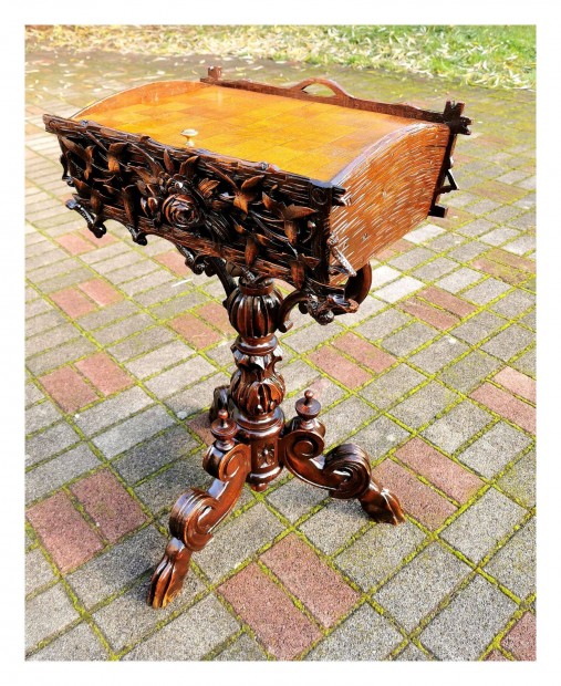 Antik btor - Antik varr asztal