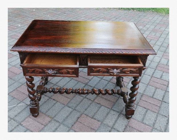 Antik btor - Renesznsz asztal