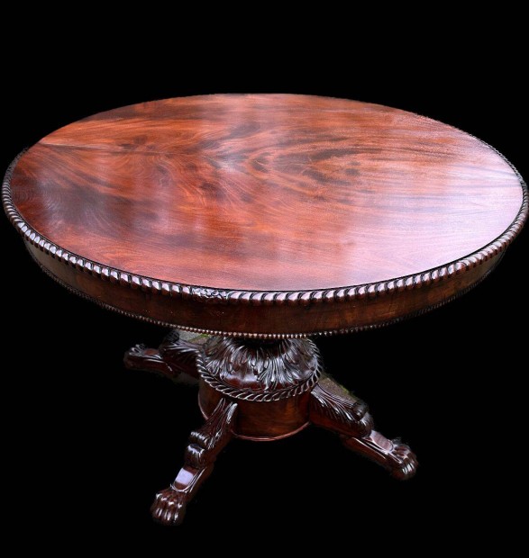 Antik btor - Renesznsz trsalg asztal