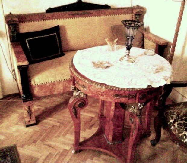 Antik emp�r szobab�tor elad�