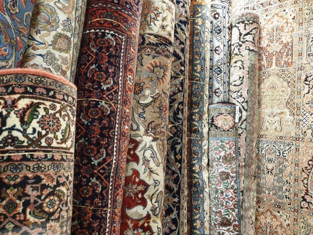 Antik eredeti kézi csomózott gyapjú perzsa szőnyegek - Kattints ide!