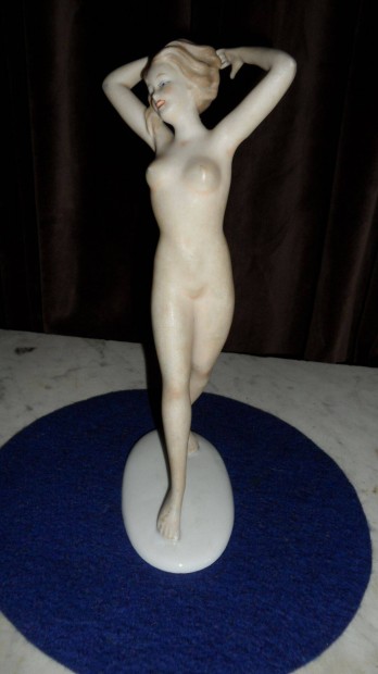 Antik nmet porceln hibtlan sznes ni akt szp figura szobor