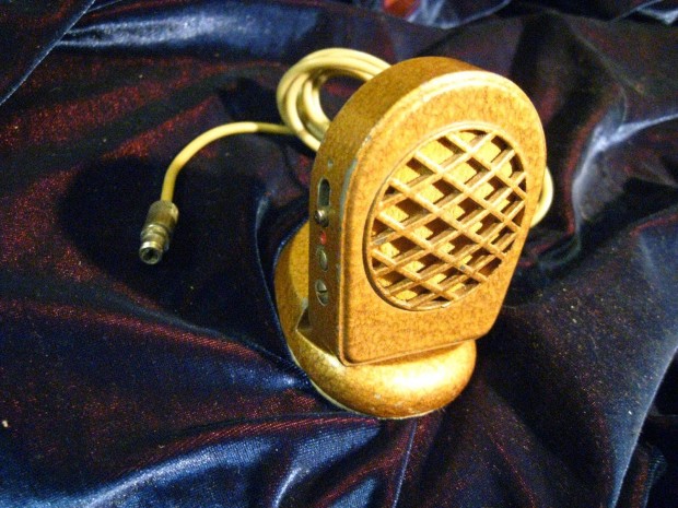 Antik orss magn mikrofon